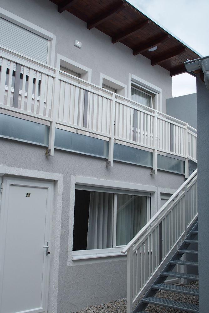 Pension Casa Topolino Wiener Neustadt Exteriör bild
