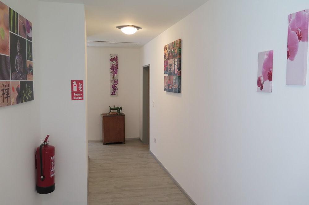 Pension Casa Topolino Wiener Neustadt Exteriör bild